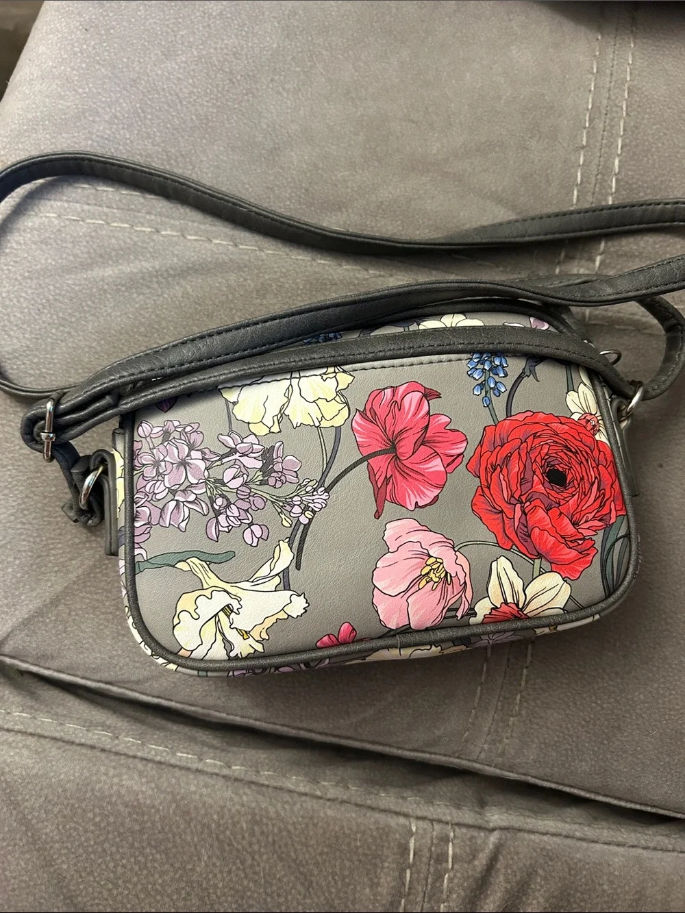 NWOT Koltov Floral Gray Crossbody Bag with Pink & Yellow Blooms